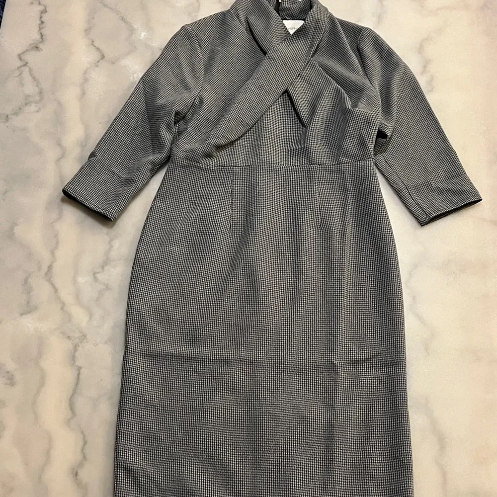 🎈3/4 Sleeve Gray Black Midi Dress🎁$20 Bundle up to 5 lbs Sale 📦 - Picture 1 of 14